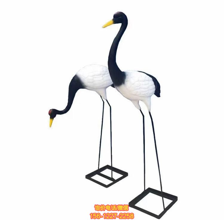仿真仙鶴雕塑，優雅點綴園林景觀