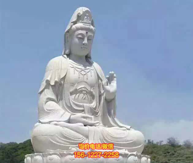 觀音景區(qū)石雕雕塑，給游客帶來獨特的視覺享受