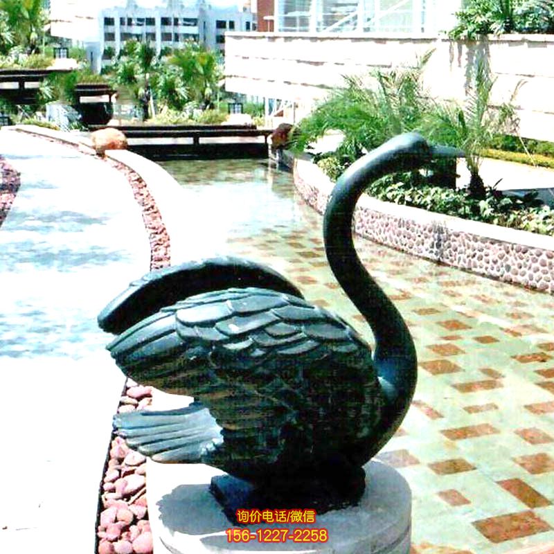 度假村玻璃鋼彩繪切面鍛造黑天鵝雕塑 度假村玻璃鋼彩繪切面鍛造黑天鵝雕塑