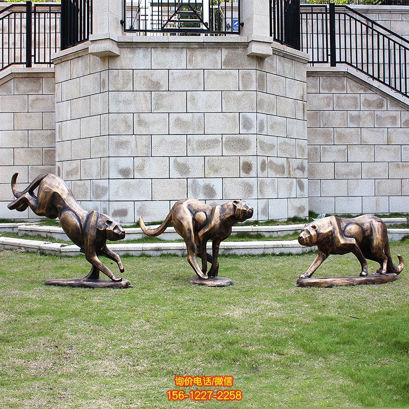 公園仿銅創(chuàng)意,鑄造、噴漆金錢豹雕塑 公園仿銅創(chuàng)意,鑄造、噴漆金錢豹雕塑