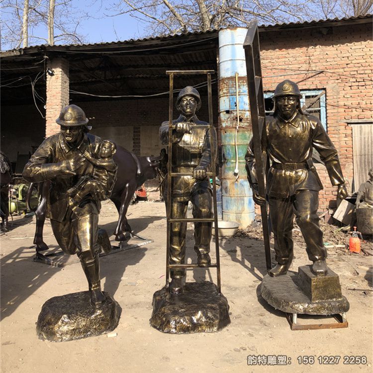 消防員雕塑42 消防員雕塑42