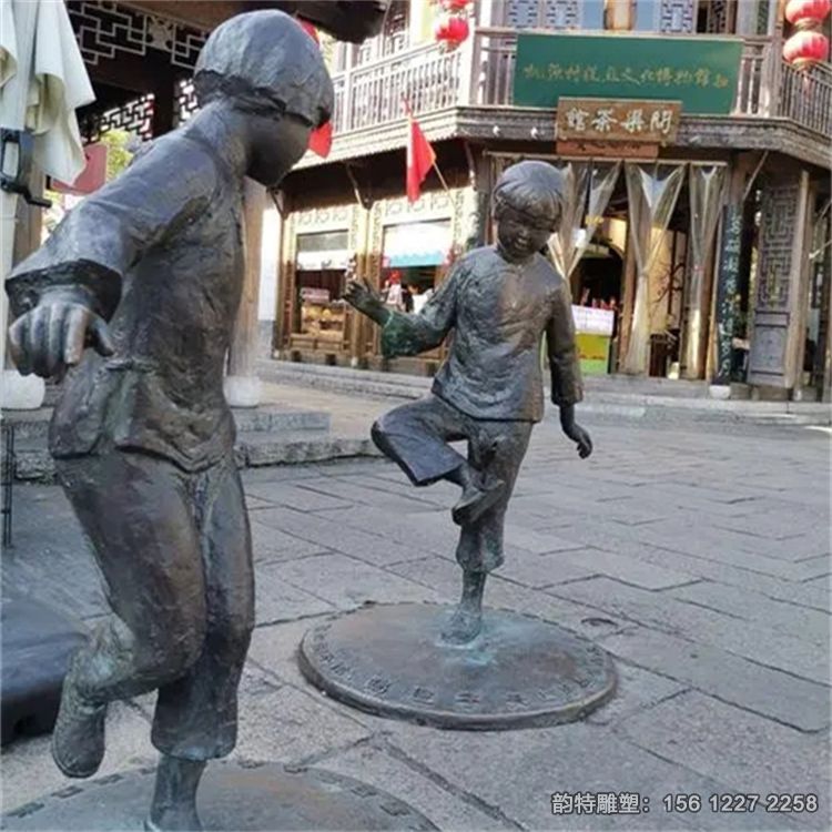 踢毽子雕塑06 踢毽子雕塑06