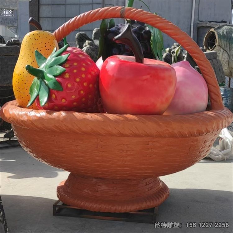 大型水果籃子雕塑，仿真水果雕塑制作廠家