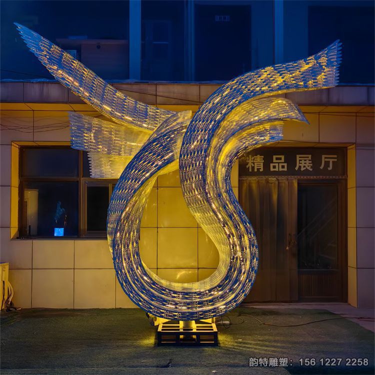 抽象不銹鋼鏤空翅膀雕塑，不銹鋼發(fā)光翅膀雕塑加工廠