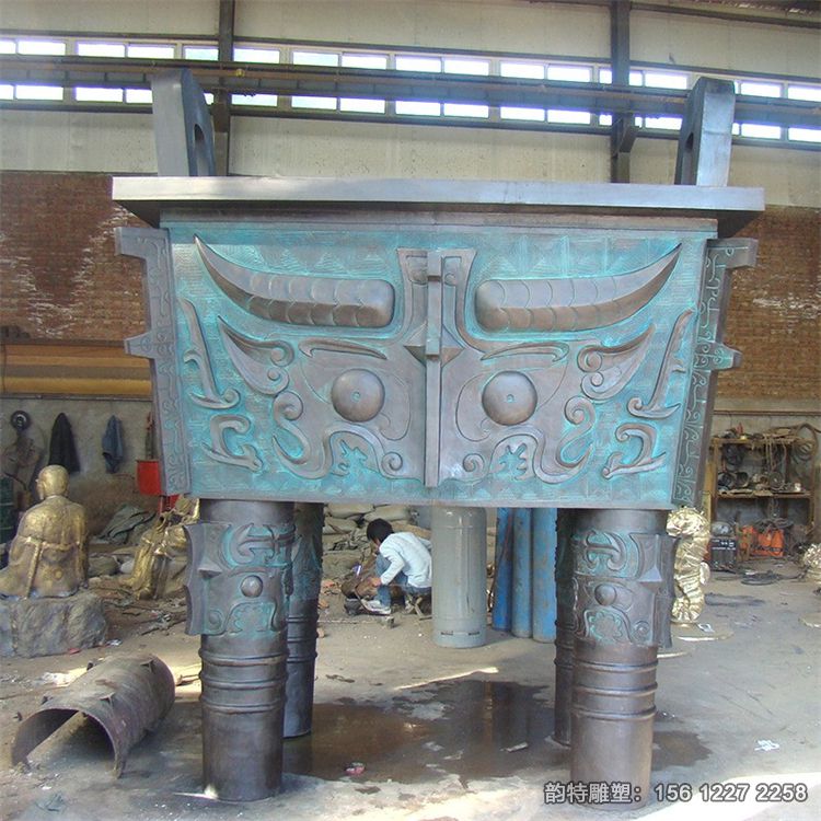 鼎雕塑05 鼎雕塑05