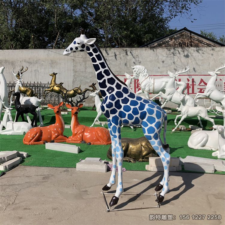 長(zhǎng)頸鹿雕塑122 長(zhǎng)頸鹿雕塑122